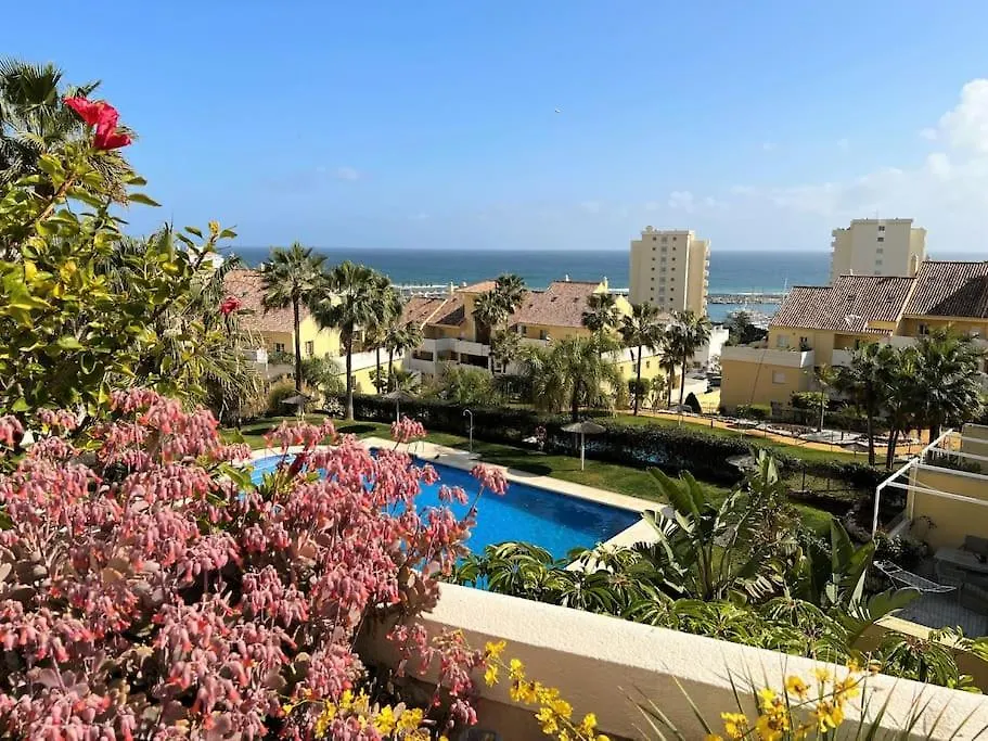 Puerto Alto 6-4 With Stunning Sea-View Apartment Estepona